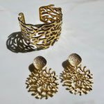 Load image into Gallery viewer, Set of bangle and earrings 'Coral'