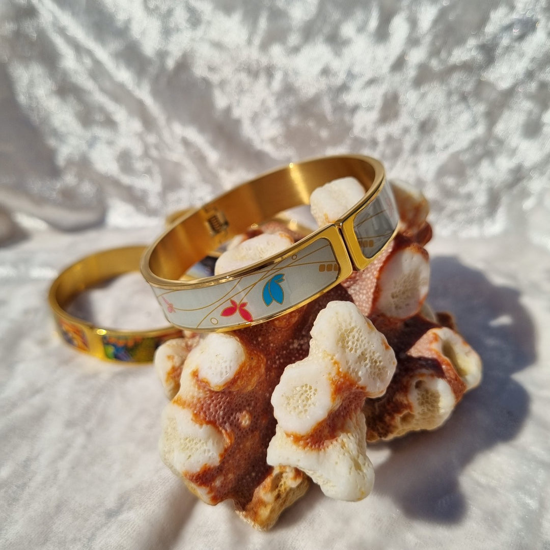 Split Bangle ‘Butterflies’